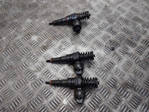 trisky KOMPLET SEAT IBIZA III 1.4 TDI 045130073T 038130073F