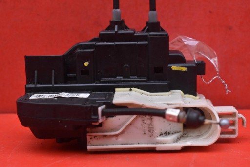lock door left front front EU 81310-2L020 HYUNDAI I30 and FD 5D HB 07-10