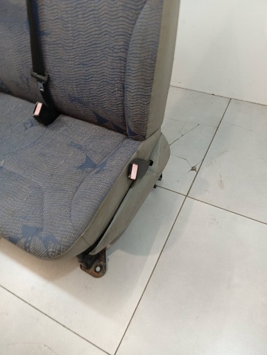 Sitze rechts des Beifahrers Sitz DWOJKA VIVARO Renault Trafic II (2001-2014)