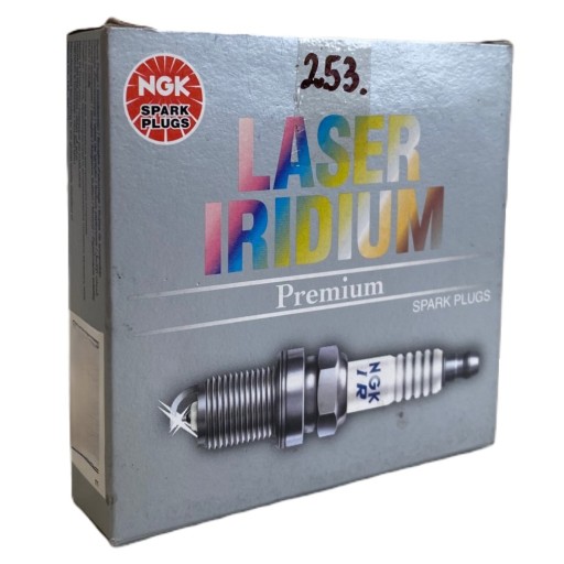 Свеча зажигания ngk 9723 silzkr7b11 hyundai kia 2.0-3.8 бензин