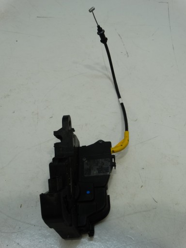 lock door right rear part CITROEN C4 III 20R. 9832797480 4PIN