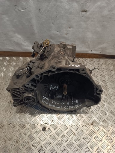 Getriebe OPEL VECTRA B 2.2b 2002r -F23