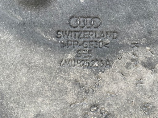 Blende Abdeckung Unterfahrschutz DES MOTORS AUDI Q7 4M0825236A IDEAL Original