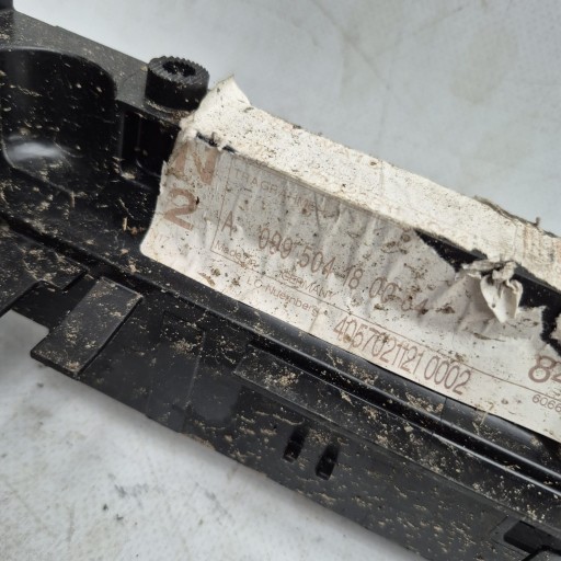 MERCEDES X253 E-KLASA W213 W238 bracket holder radiator left A0995041700