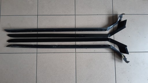 SG2 - KIA NIRO II 2022-ПАНЕЛЬ ЛОБОВОГО СТЕКЛА ПЕРЕДНЯЯ ЛЕВАЯ ПРАВАЯ