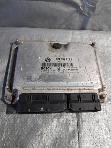 074906018b двигатель компьютерный транспортер Т4 2.5 TDI