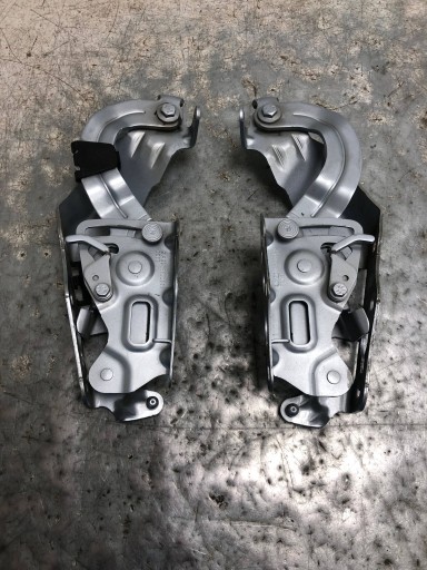 bonnet hinges MERCEDES W205 KOMBI 988 A2058800828 A2058800928