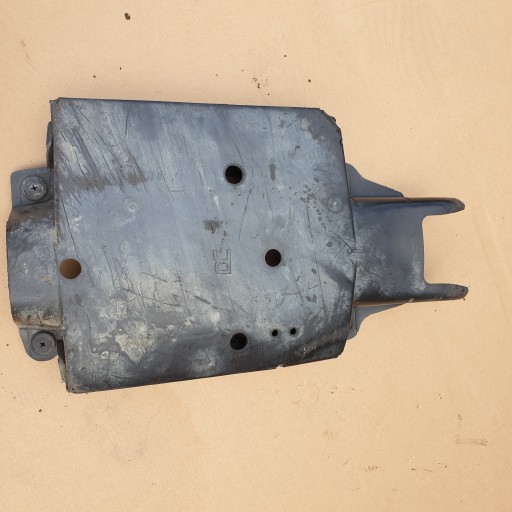 cover arm cover lower R MERCEDES C W205 OE