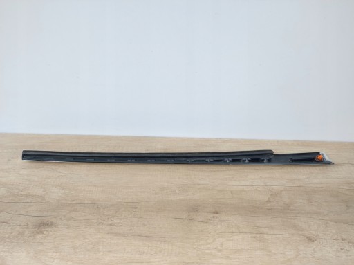 MERCEDES C-KLASA 205 CABRIO moulding windows right rear part