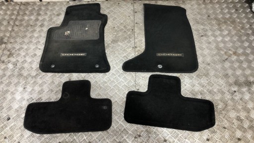 Комплект велюрових килимків DODGE CHALLENGER 2015-