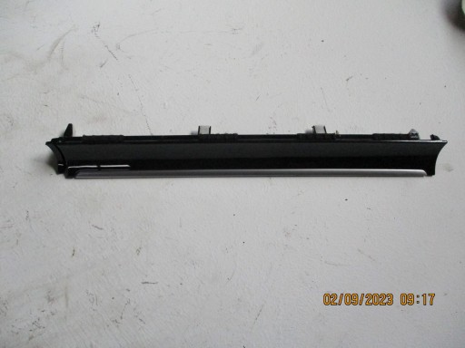 DEKOR frame KIA SORENTO III 84785-C5000