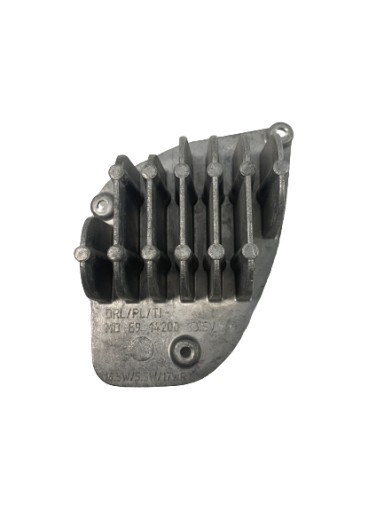 ПОВНИЙ СВІТЛОДІОДНИЙ МОДУЛЬ DRL JEDGEHOG SEAT ATECA 90125310