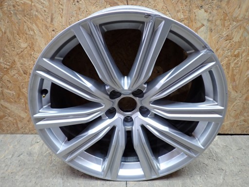 disk hliníkový AUDI Q7 SQ7 Q8 RSQ8 4M 4M8 5x112 20" ET20 8,5J 4M8601025DK