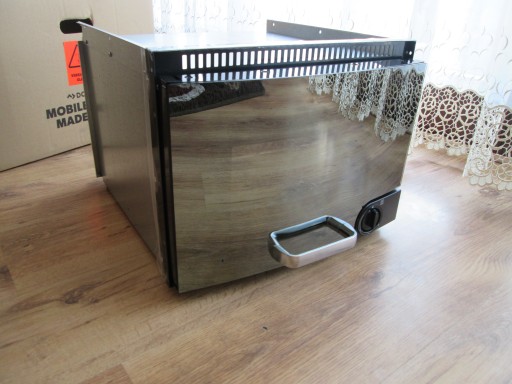 ГАЗОВА ДУХОВКА DOMETIC R-1200, КЕМПЕР