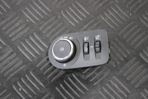 switch of the lights 39085923 OPEL COMBO E