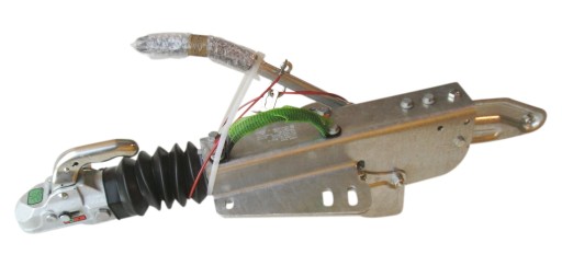 KK4782S - ТОРМОЗ KNOTT KFGL35 3500 КГ. ПОВОРОТНАЯ ПЛАТФОРМА