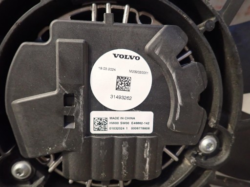 hűtőventilátor burkolat VOLVO S60 V60 S90 V90 CX60 II 31493262