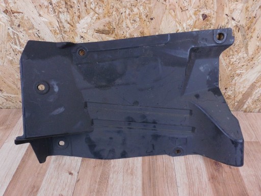 Mitsubishi Outlander III 2.4 2.0 cover left of the engine below