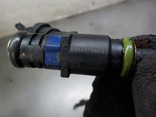 MERCEDES-BENZ KLASA A (W169) 1.5 1.7 B Injecteur A0000789023