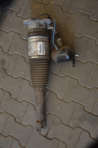 Audi a8 d3 пыльник амортизатора задний правый 4e0616022f