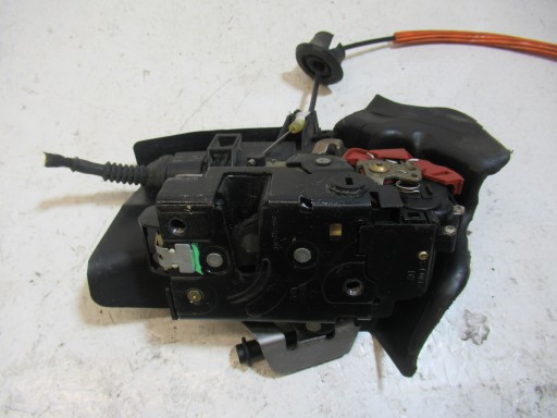 lock door CENTRALNY right rear part rear AUDI A4 B6 8E0839016C