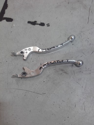 PEUGEOT DJANGO 125 РУЧКА РЫЧАГ L + P 14-20