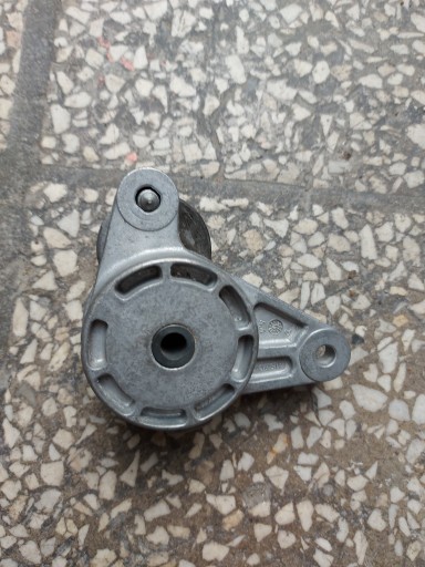Spanner Riemenspanner Spannelement VW PASSAT B8 04L903315A