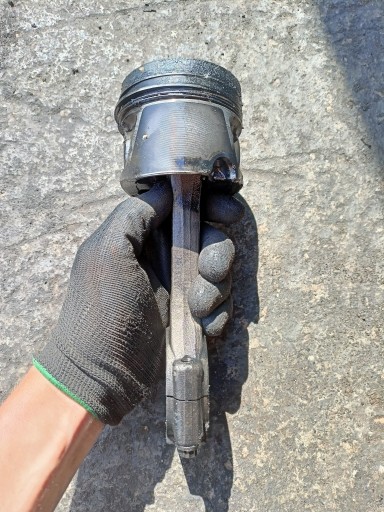 Piston avec bielle Bielle AUDI 2.0 TDI 03GE V200
