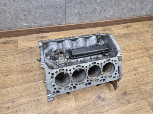 BMW F06 F12 F13 F01 F10 F15 BLOK of the engine N63B44B 4.4i V8 7843360 7567643
