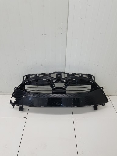 front PREKLADgrill grill TOYOTA YARIS 4 53101-0DG60 53101-0DB60