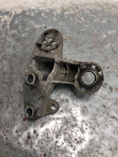 holder engine mount AUDI A4 B7 8E0199351F
