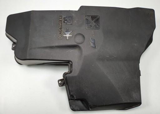 9686732180 - Citroen c5 iii x7 крышка блока предохранителей