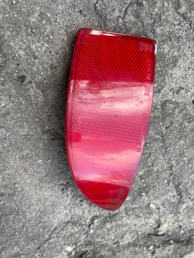 ВІДРОБЛЯЧ БАМПЕРА ЗАДНЬОГО ПРАВОГО LEXUS IS250 IS220D