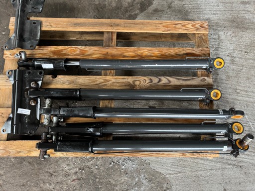 A9605500538, A9605500538 - Актуатор подъема кабины mercedes actros mp 4