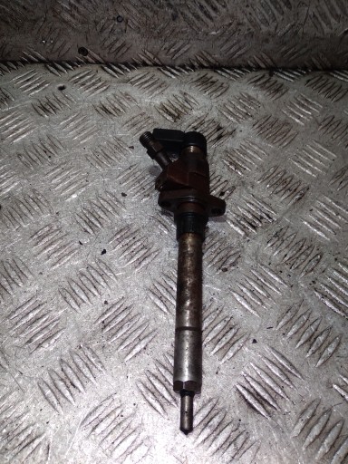 nozzle injector FORD MONDEO MK 4 9657144580
