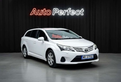 Toyota Avensis III Wagon Facelifting 1.8 Valvematic 147KM 2014