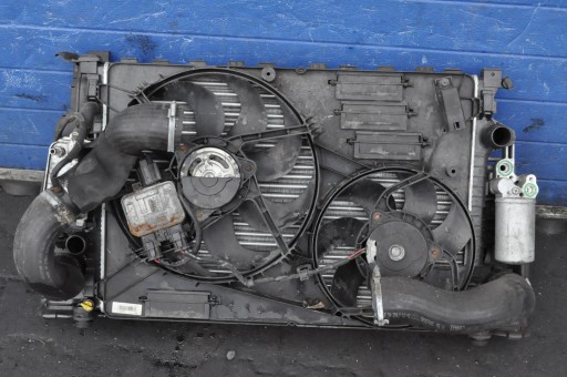 Volvo s60 ii v60 2.4 d5 комплект радіатора автомат вентилятор