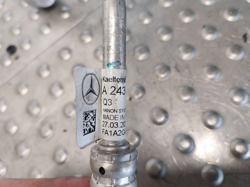vezetö a klímának A2438306100 MERCEDES EQB X243 EQA H243 W177 C118
