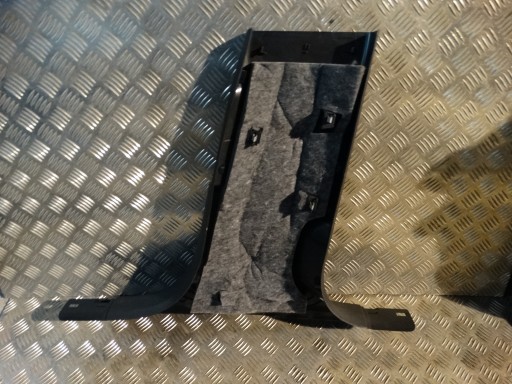 IDEALNA cover SLUPKA B left AUDI A6 C8 1