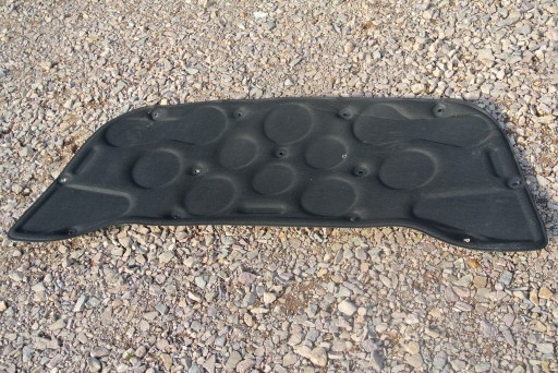 MERCEDES W176 звукоизоляция капота