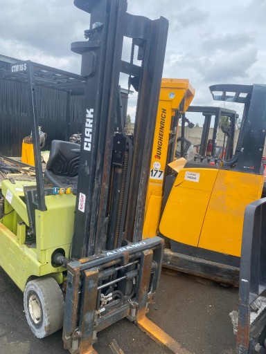 TRIPLEX щогловий, розсувний тракторний навантажувач для трактора