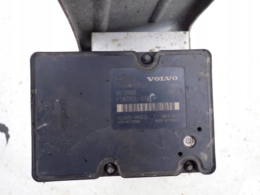 VOLVO V70 XC70 S60 S80 pump control unit ABS 8619968