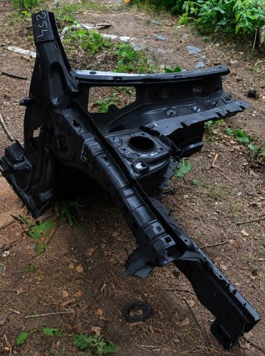 IDEALNA KPL. quarter front front right MERCEDES W118 CLA 1