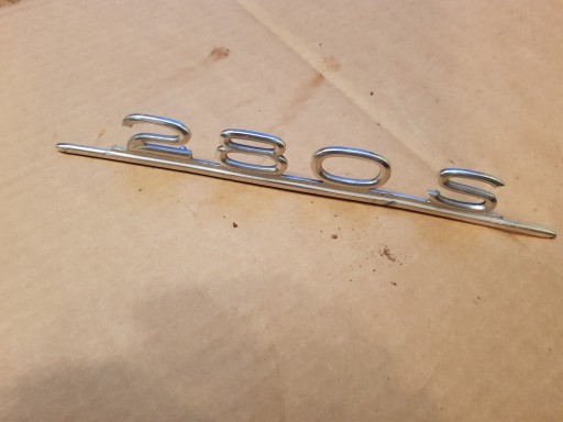 Емблема люка Мерседес W108 280 S