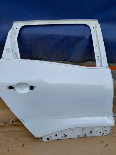 RENAULT SCENIC IV 16-22 Tür rechts heck 821127518R hinten