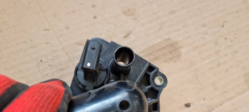 Jeep Grand Cherokee WL 2022 thermostat housing 3.6 V6 68433104AB