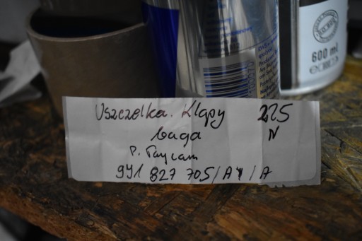 IDEALNA Joint du capot Arrière PORSCHE TAYCAN 1