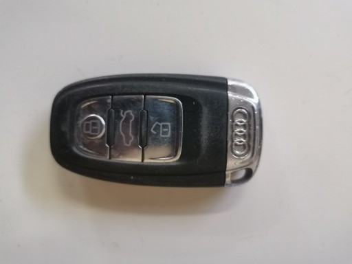 Ключ Audi A4 B8
