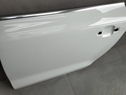 Audi A7 4G 2016 dveře levé záď LS9R
