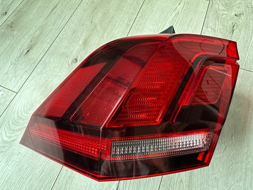 Ліхтар задній лівий volkswagen vw tiguan 5na лівий задній 5na945095d